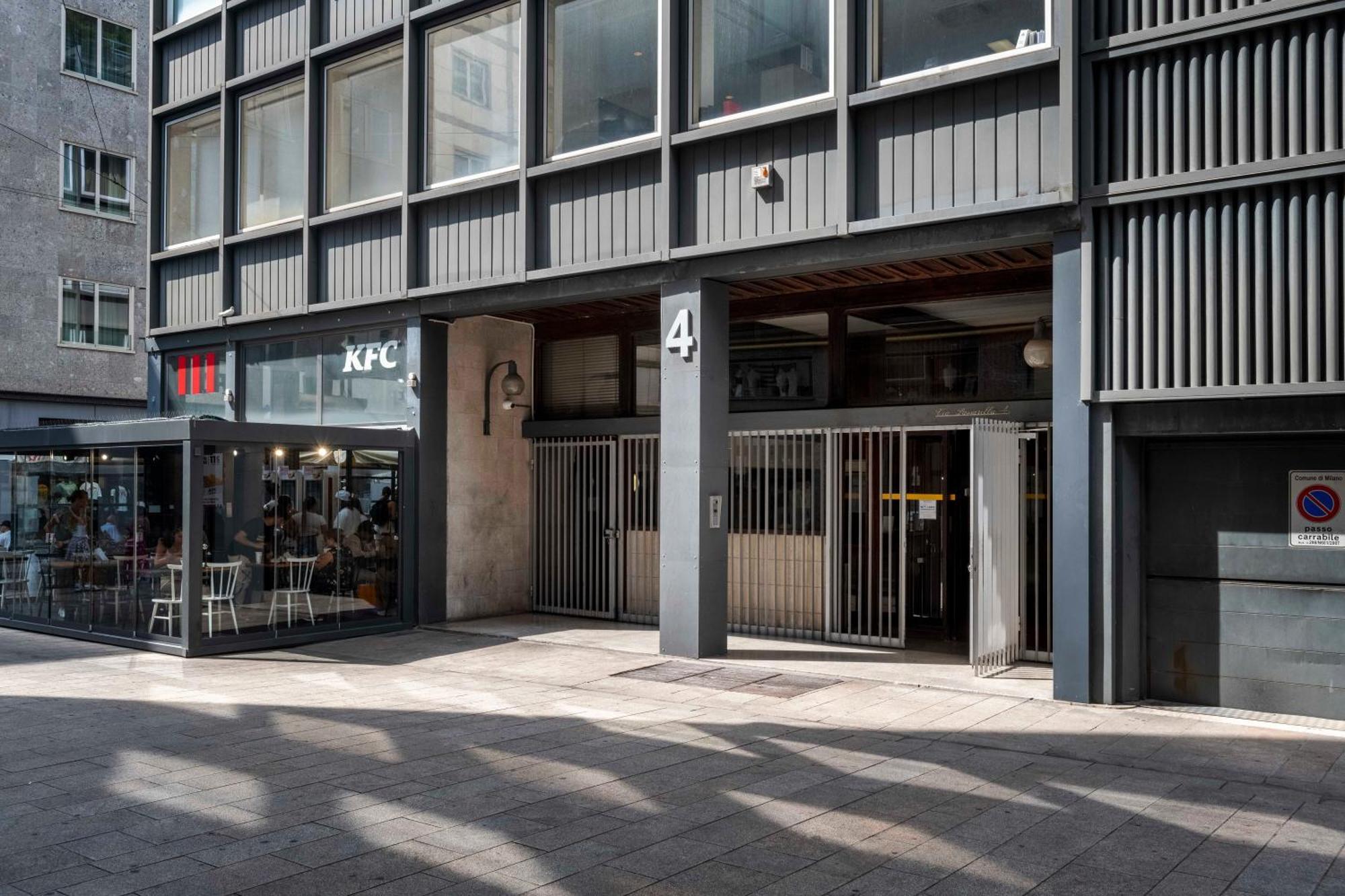Cozy Modern Loft Few Steps From Duomo Milán Exterior foto